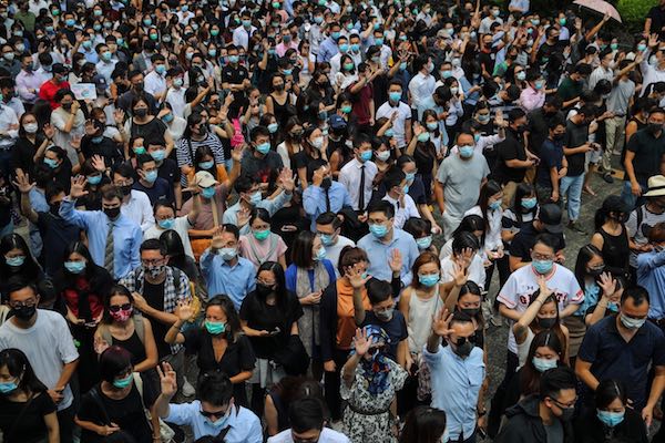 A los jóvenes y trabajadores chinos, a nuestros hermanos y hermanas&nbsp;chinos