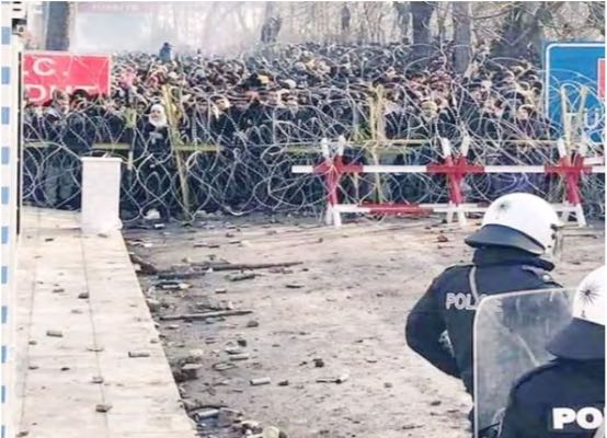 EUROPE Déclaration commune des rédactions de Ergatika Nea (Grèce), Tribuna libera (Italie), Freie Plattform für Arbeiterpolitik (Allemagne) , La Tribune des travailleurs (France) et Bulletin Unité-Eenheid (Belgique) Des milliers de réfugiés en danger de mort : ouverture des frontières dans toute l’Europe pour les victimes des guerres impérialistes&nbsp;!