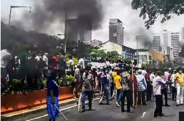 Dos años después del levantamiento popular, persisten las mismas preguntas