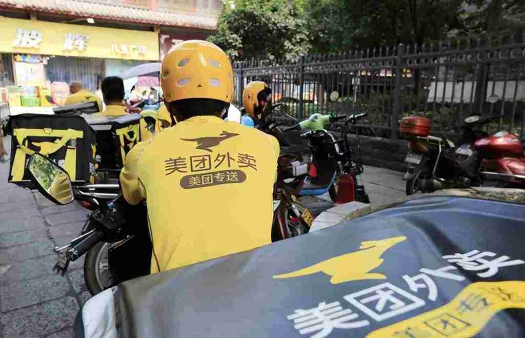 CHINA Ayuda mutua entre&nbsp;repartidores